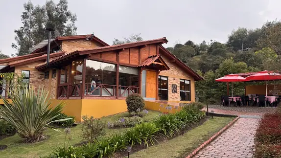 Espacio interior de descanso e integración